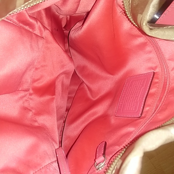 Coach - Picture 3 of 5